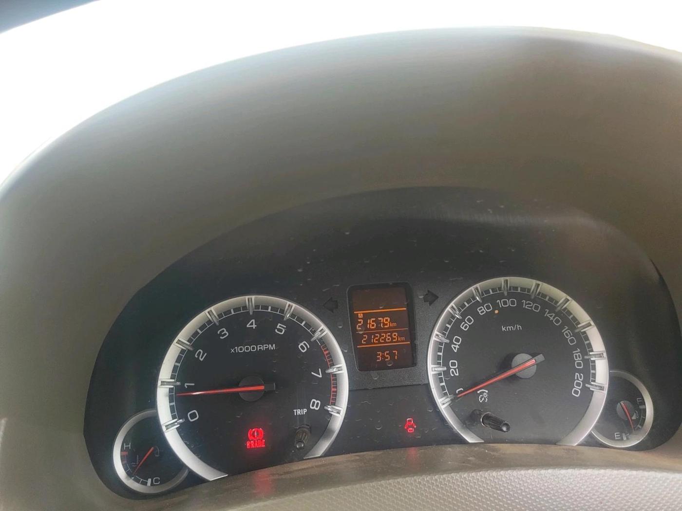 2015 Maruti Ertiga VXI, Petrol, Manual, 2,12,269 km, interior