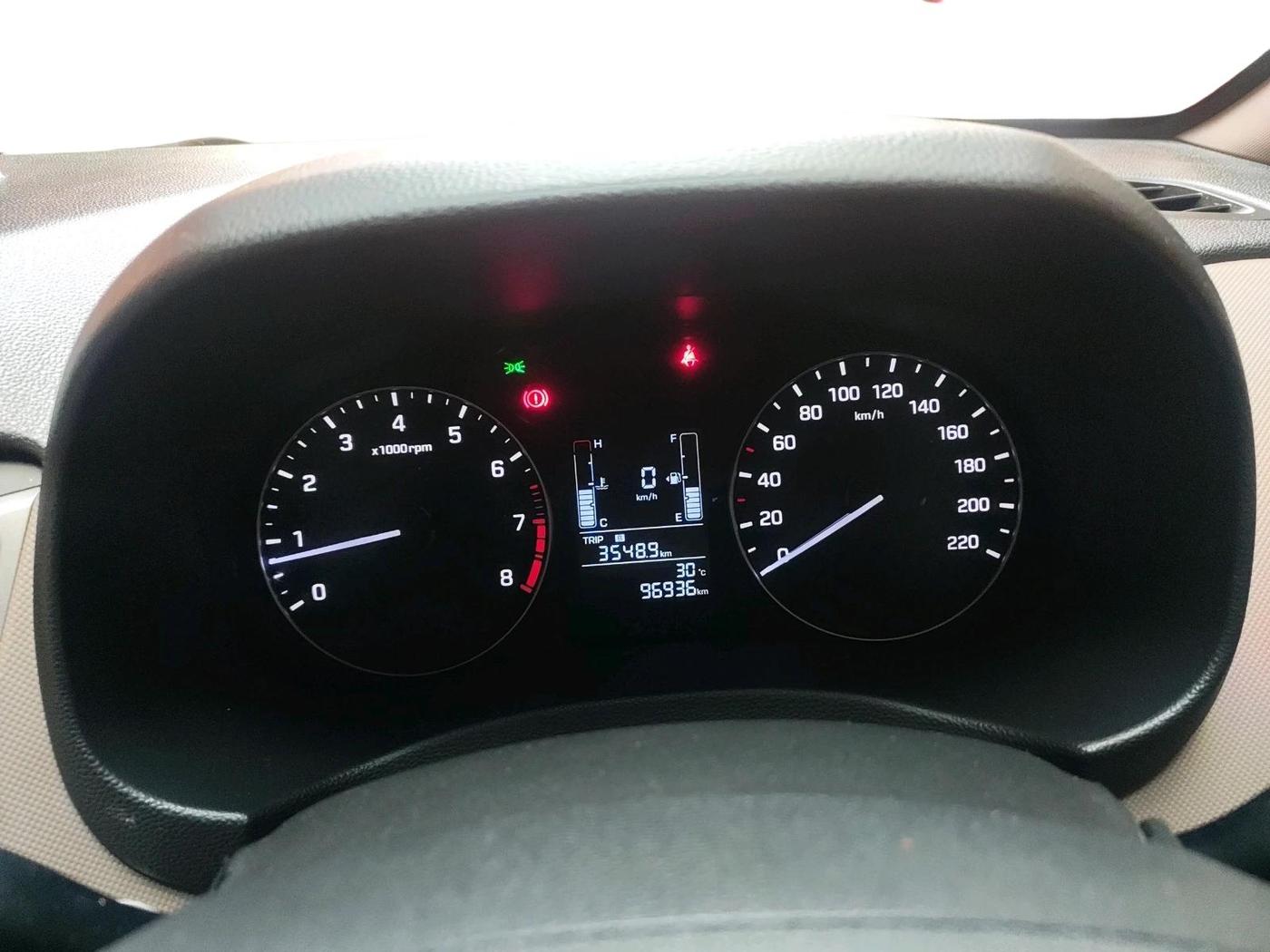 2016 Hyundai Creta SX PLUS 1.6 PETROL, Petrol, Manual, 96,936 km, interior