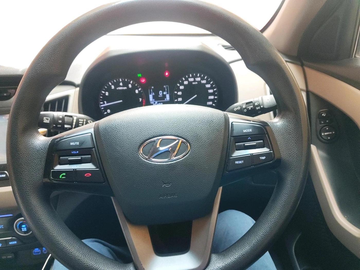 2016 Hyundai Creta SX PLUS 1.6 PETROL, Petrol, Manual, 96,936 km, interior
