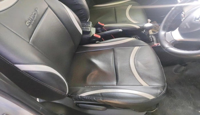 2016 Maruti Swift VXI O, Petrol, Manual, 70,013 km, interior