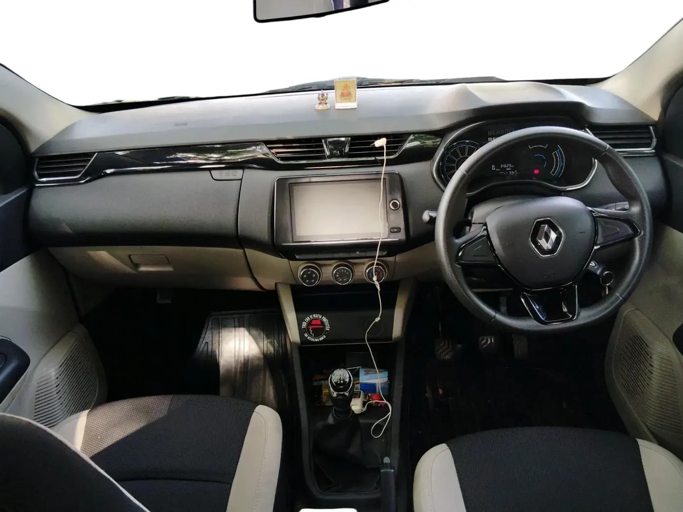 2021 Renault TRIBER RXT, Petrol, Manual, 34,629 km, interior