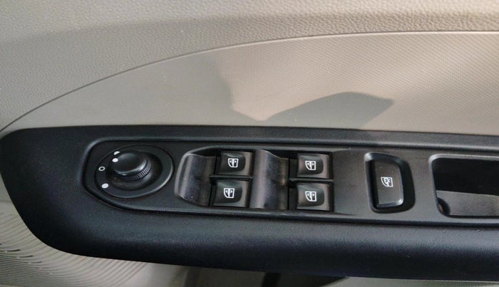 2021 Renault TRIBER RXT, Petrol, Manual, 34,629 km, interior