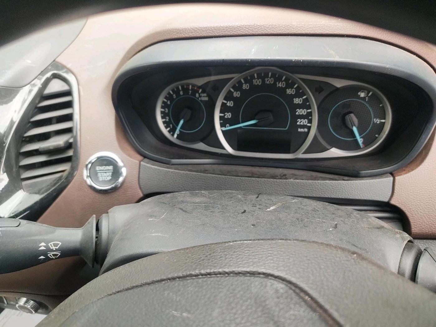 2018 Ford FREESTYLE TITANIUM 1.2 PETROL, Petrol, Manual, 2,00,000 km, interior