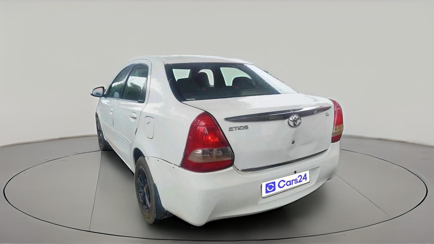 2013 Toyota Etios G, Petrol, Manual, 1,35,475 km, exterior