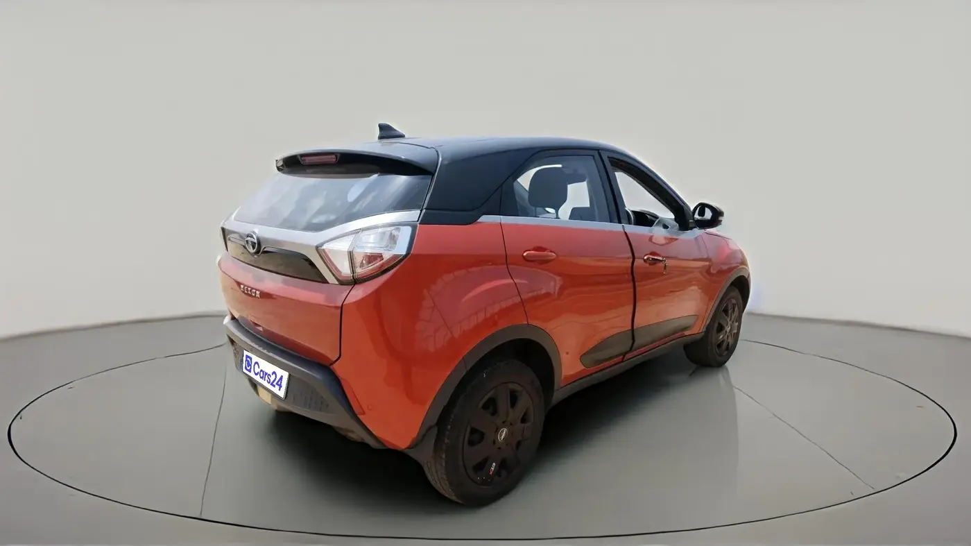 2017 Tata NEXON XM PETROL, Petrol, Manual, 90,490 km, exterior