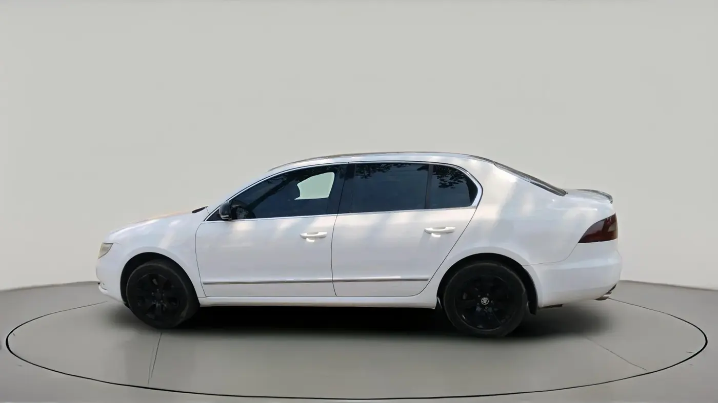 2011 Skoda Superb ELEGANCE 1.8 TSI AT, Petrol, Automatic, 58,312 km, exterior