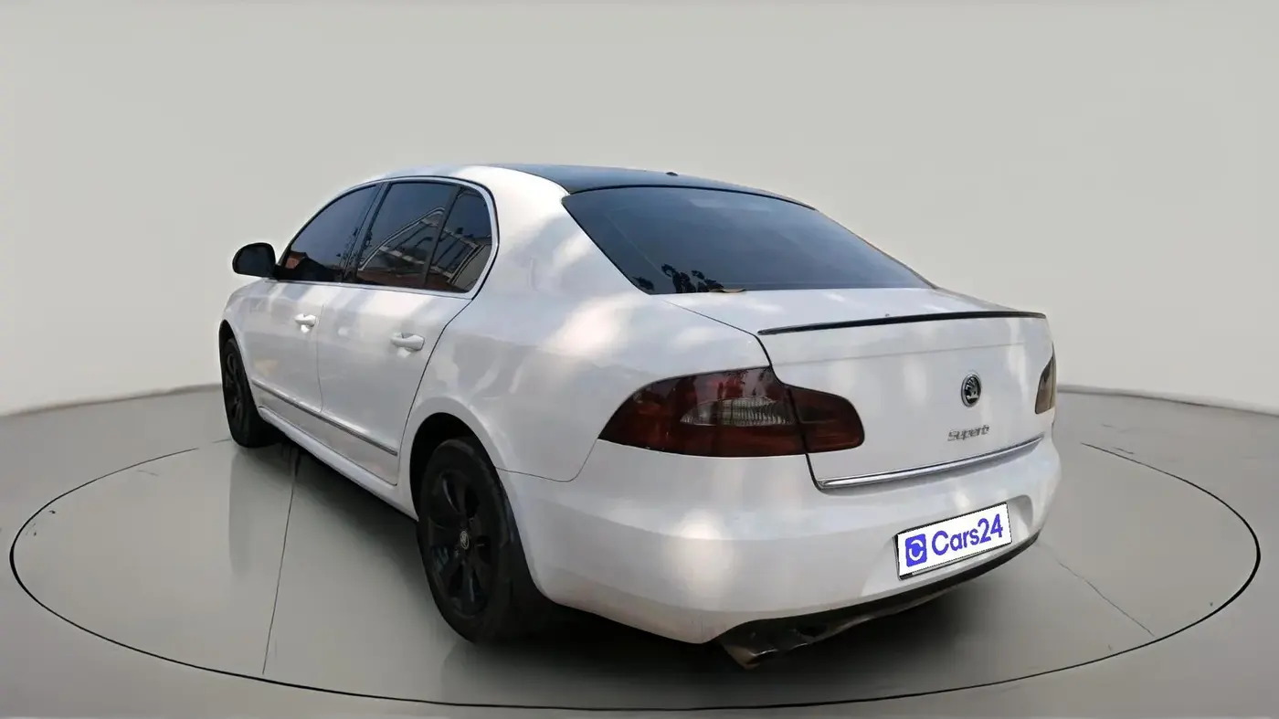 2011 Skoda Superb ELEGANCE 1.8 TSI AT, Petrol, Automatic, 58,312 km, exterior