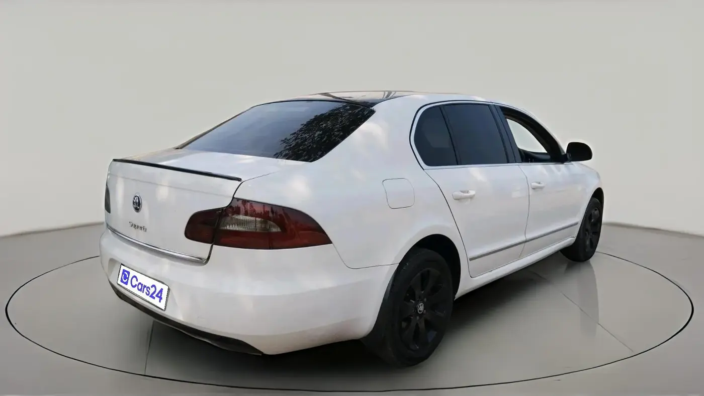 2011 Skoda Superb ELEGANCE 1.8 TSI AT, Petrol, Automatic, 58,312 km, exterior