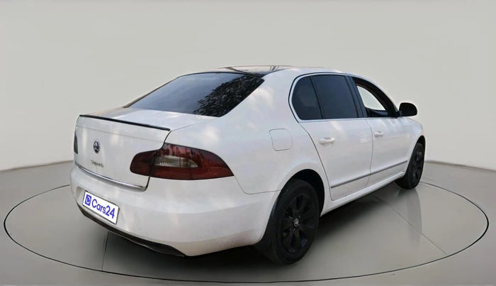 2011 Skoda Superb ELEGANCE 1.8 TSI AT, Petrol, Automatic, 58,312 km, exterior