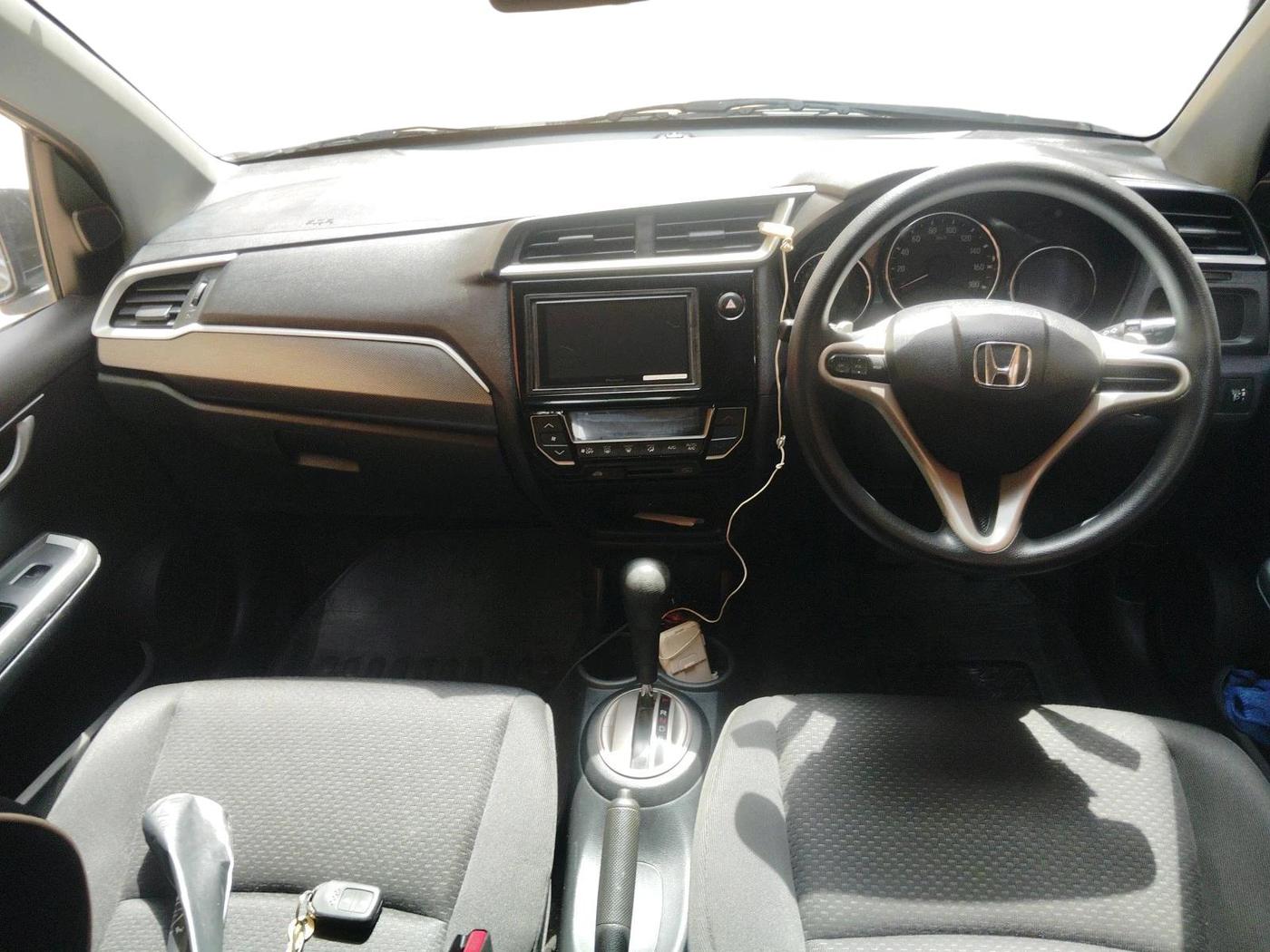 2016 Honda BR-V 1.5L I-VTEC V CVT, Petrol, Automatic, 95,088 km, interior