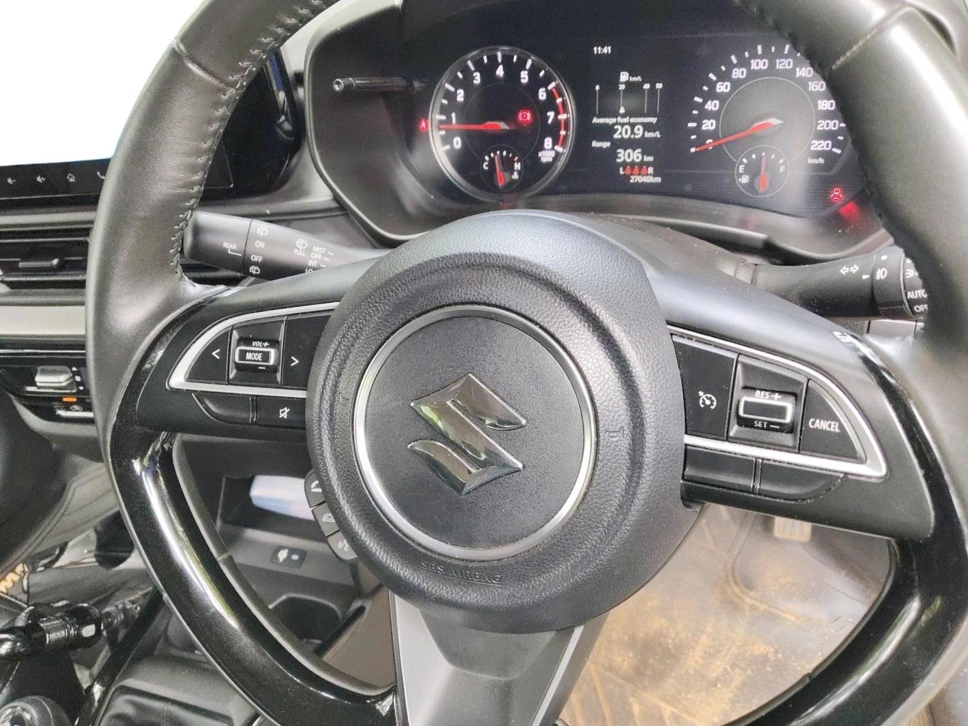 2024 Maruti Swift ZXi Plus, Petrol, Manual, 27,040 km, interior