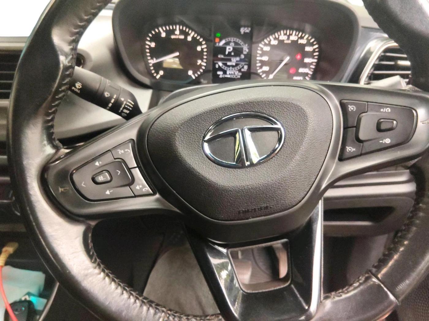 2022 Tata ALTROZ XTA DARK EDTION, Petrol, Automatic, 84,472 km, interior