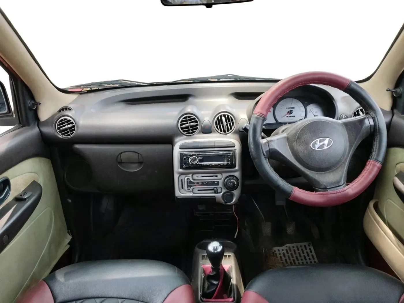 2011 Hyundai Santro Xing GLS, Petrol, Manual, 98,519 km, interior