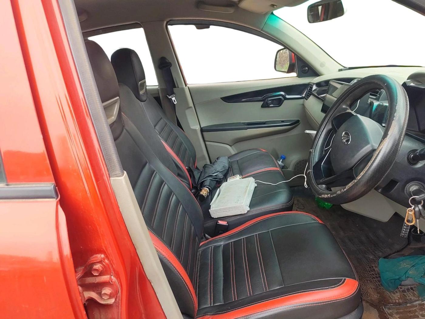 2016 Mahindra Kuv100 K4 D 6 STR, Diesel, Manual, 1,13,609 km, interior