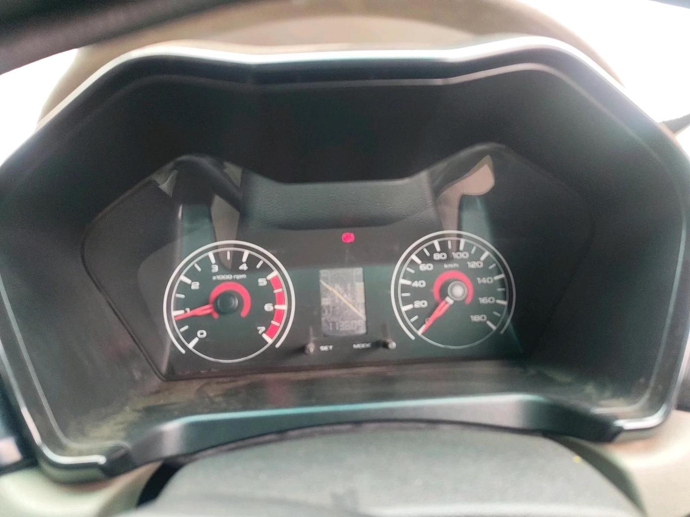 2016 Mahindra Kuv100 K4 D 6 STR, Diesel, Manual, 1,13,609 km, interior