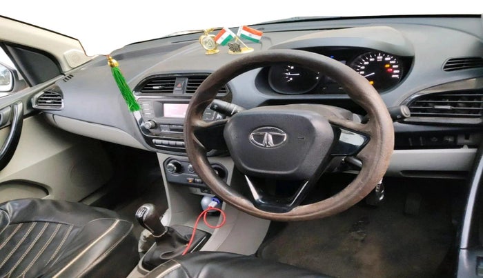 2018 Tata Tiago XT DIESEL, Diesel, Manual, 1,39,877 km, interior