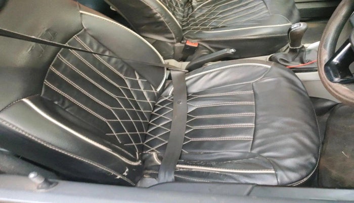 2018 Tata Tiago XT DIESEL, Diesel, Manual, 1,39,877 km, interior