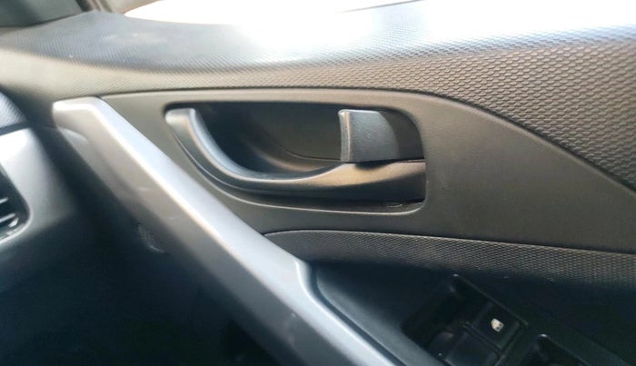 2021 Tata NEXON XMA SUNROOF PETROL, Petrol, Automatic, 78,578 km, interior