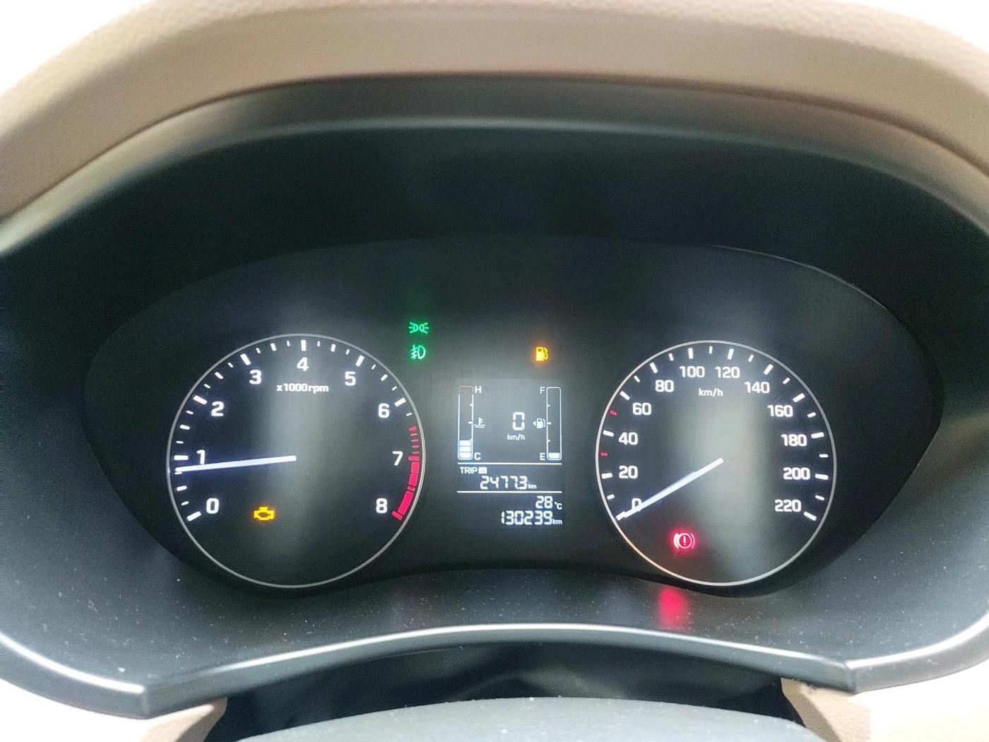 2016 Hyundai Elite i20 SPORTZ 1.2, Petrol, Manual, 1,30,239 km, interior