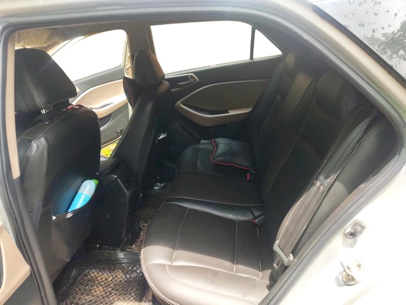 2016 Hyundai Elite i20 SPORTZ 1.2, Petrol, Manual, 1,30,239 km, interior