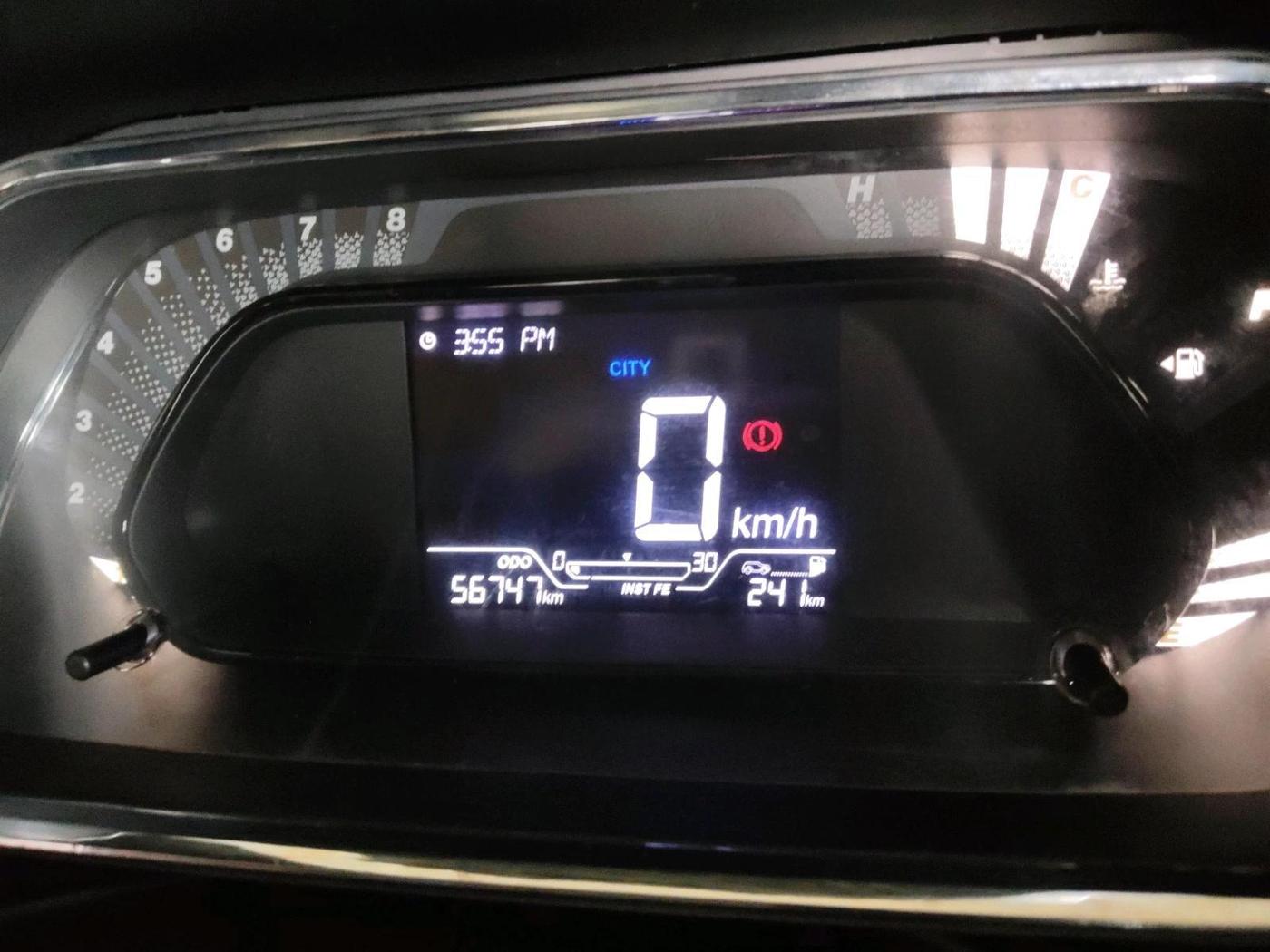 2021 Tata NEXON XM SUNROOF PETROL, Petrol, Manual, 56,747 km, interior