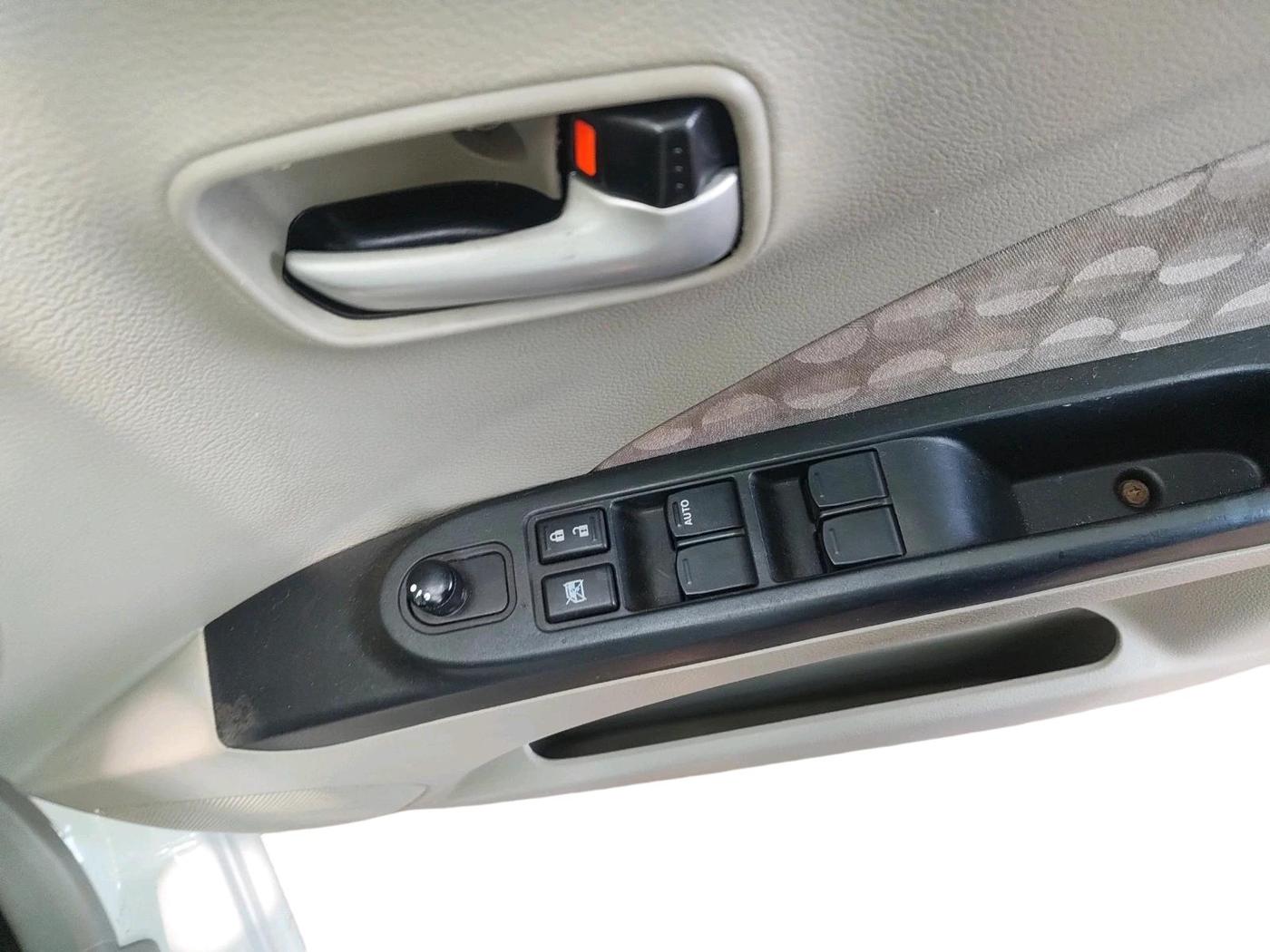 2014 Maruti Celerio ZXI, Petrol, Manual, 1,24,889 km, interior