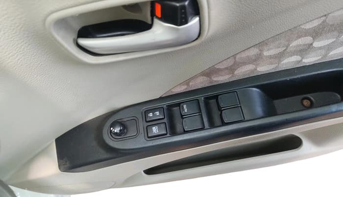 2014 Maruti Celerio ZXI, Petrol, Manual, 1,24,889 km, interior