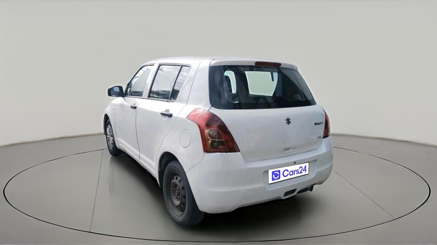 2011 Maruti Swift LXI, CNG, Manual, 1,42,271 km, exterior