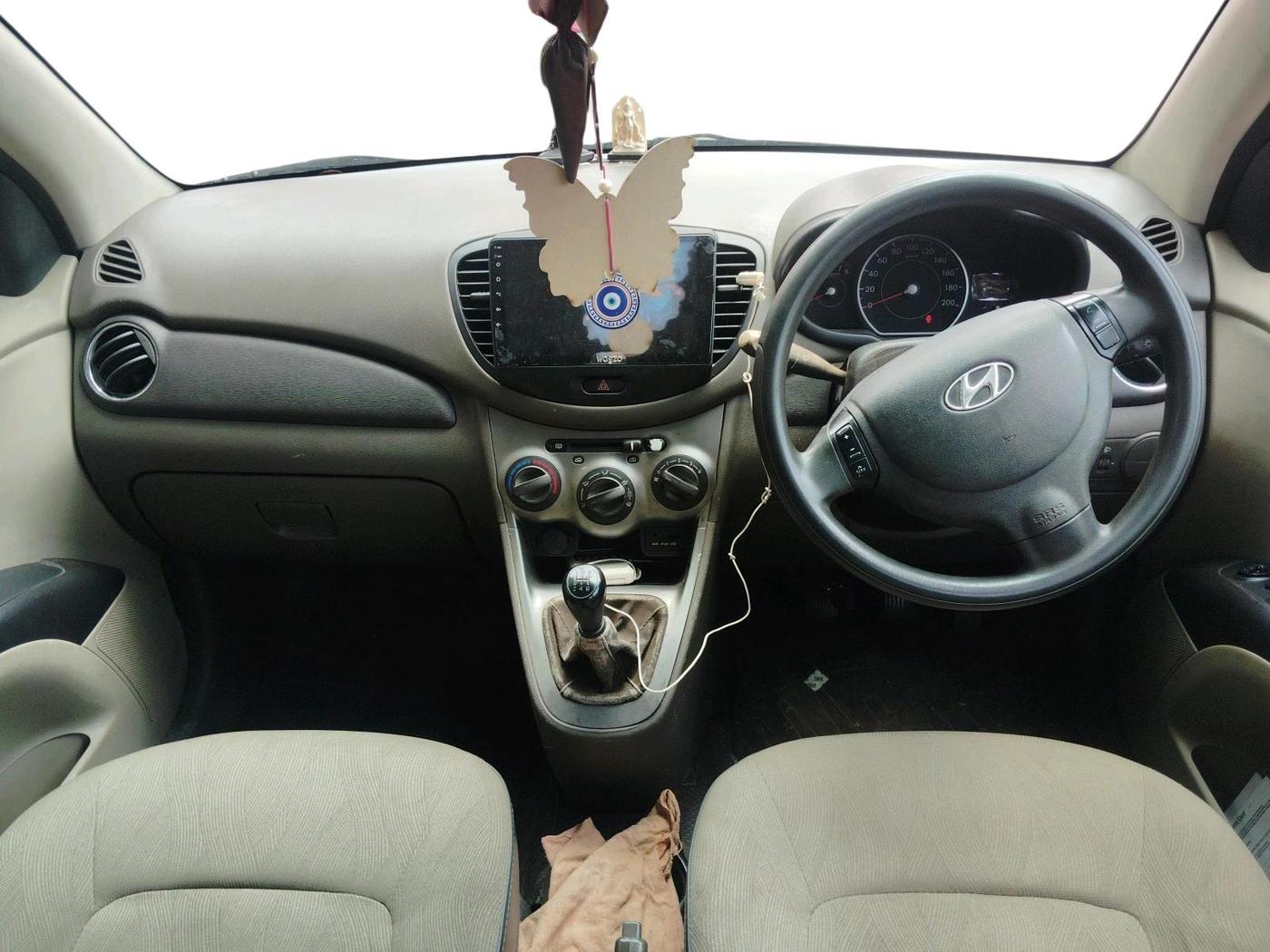 2011 Hyundai i10 SPORTZ 1.2, Petrol, Manual, 1,05,010 km, interior
