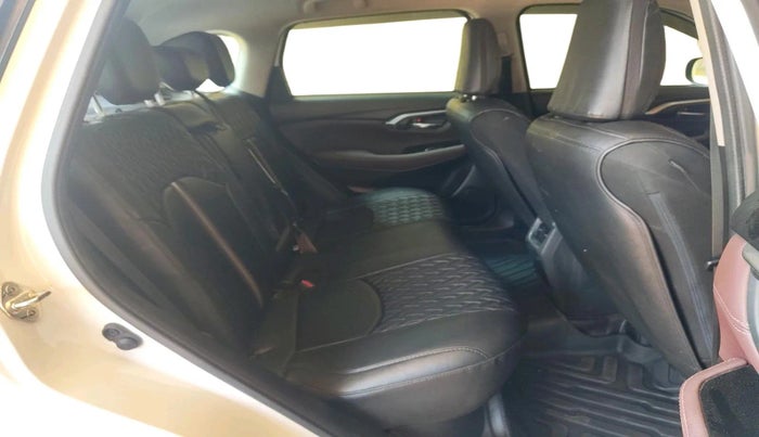 2023 Maruti Grand Vitara ZETA SMART HYBRID AT, Petrol, Automatic, 54,674 km, interior