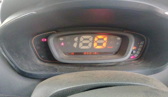 2019 Renault Kwid RXT 1.0 AMT (O), Petrol, Automatic, 85,018 km, interior