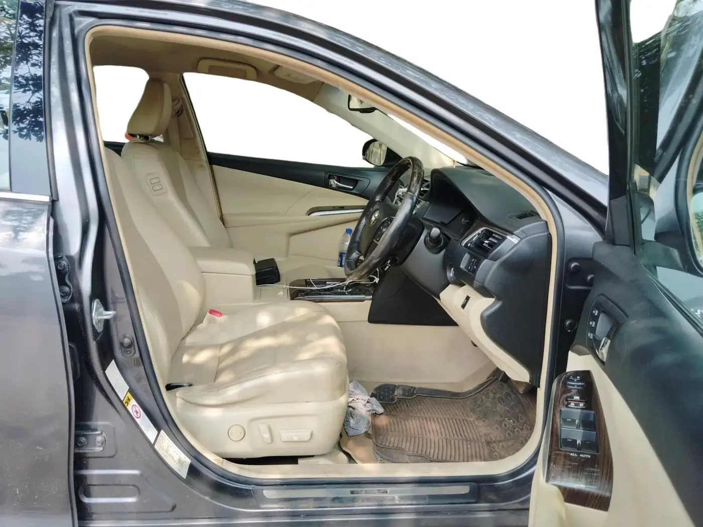2016 Toyota Camry HYBRID, Hybrid, Automatic, 77,266 km, interior