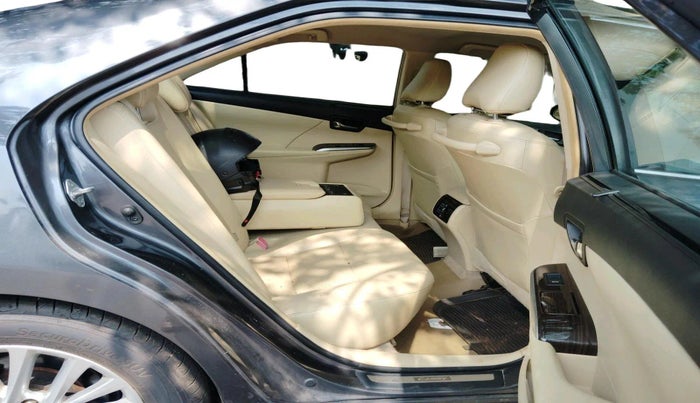 2016 Toyota Camry HYBRID, Hybrid, Automatic, 77,266 km, interior