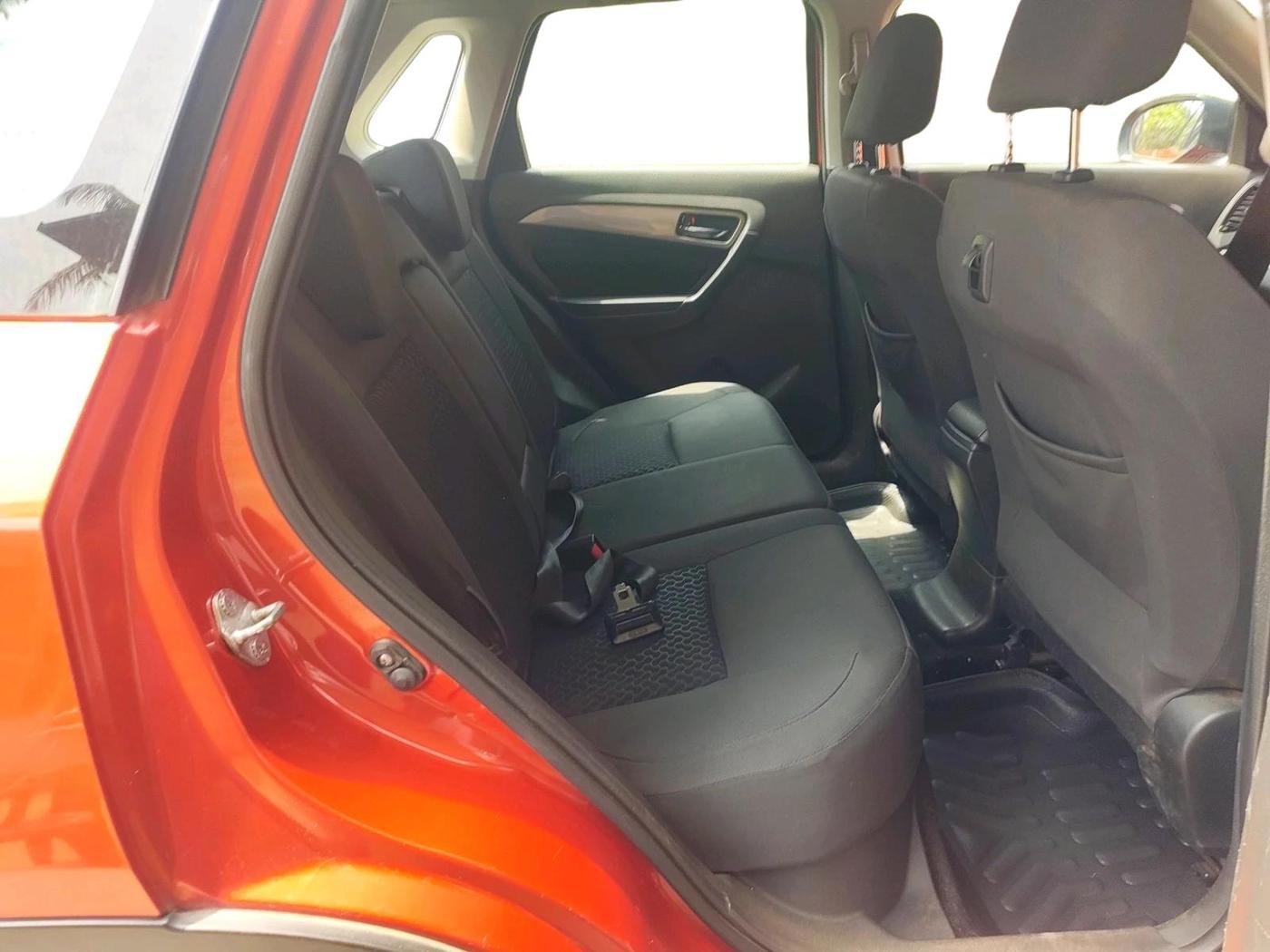 2016 Maruti Vitara Brezza ZDI PLUS DUAL TONE, Diesel, Manual, 1,40,622 km, interior
