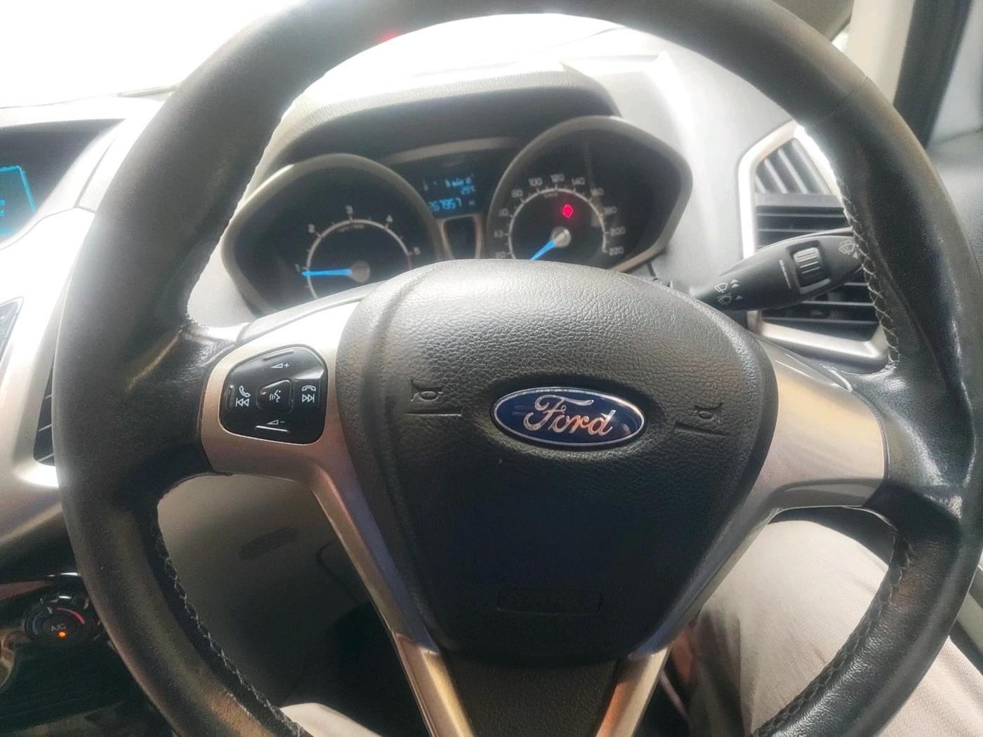 2014 Ford Ecosport TITANIUM 1.5L DIESEL, Diesel, Manual, 2,67,960 km, interior