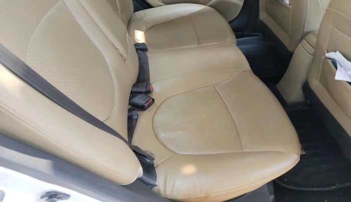 2015 Hyundai Verna FLUIDIC 1.6 CRDI SX, Diesel, Manual, 1,11,916 km, interior