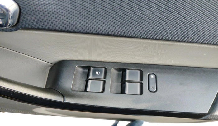 2017 Tata Tiago XZ PETROL, Petrol, Manual, 95,934 km, interior