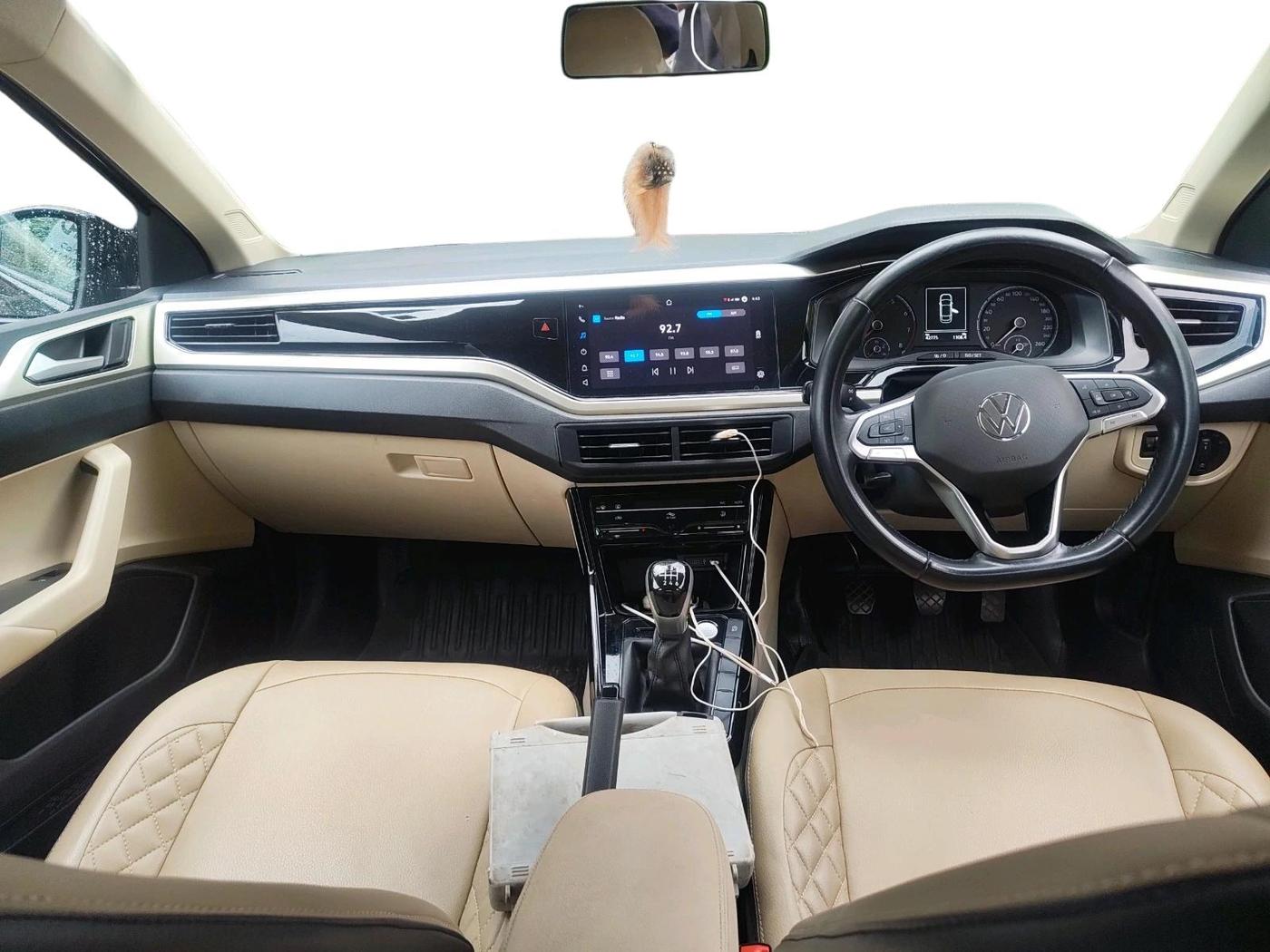 2023 Volkswagen VIRTUS HIGHLINE TSI 1.0 MT, Petrol, Manual, 42,775 km, interior