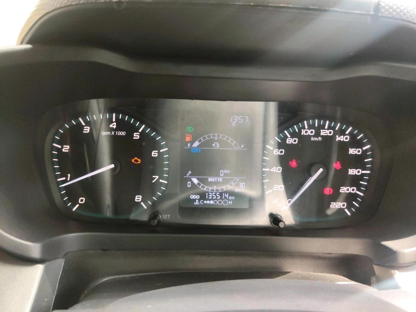 2023 Tata ALTROZ XZ DIESEL, Diesel, Manual, 1,35,514 km, interior