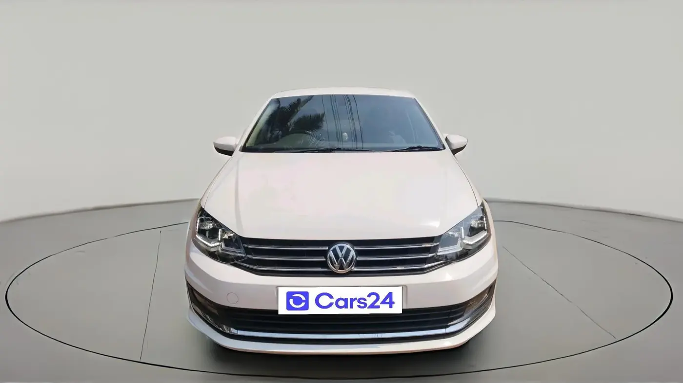 2017 Volkswagen Vento HIGHLINE PLUS 1.6 16 ALLOY, Petrol, Manual, 37,236 km, exterior