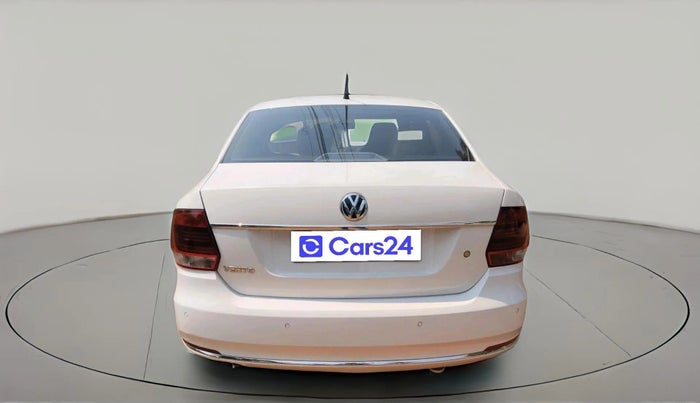 2017 Volkswagen Vento HIGHLINE PLUS 1.6 16 ALLOY, Petrol, Manual, 37,236 km, exterior