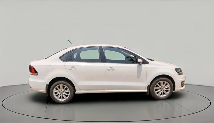 2017 Volkswagen Vento HIGHLINE PLUS 1.6 16 ALLOY, Petrol, Manual, 37,236 km, exterior