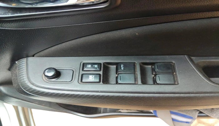 2018 Maruti Swift VXI, Petrol, Manual, 62,226 km, interior