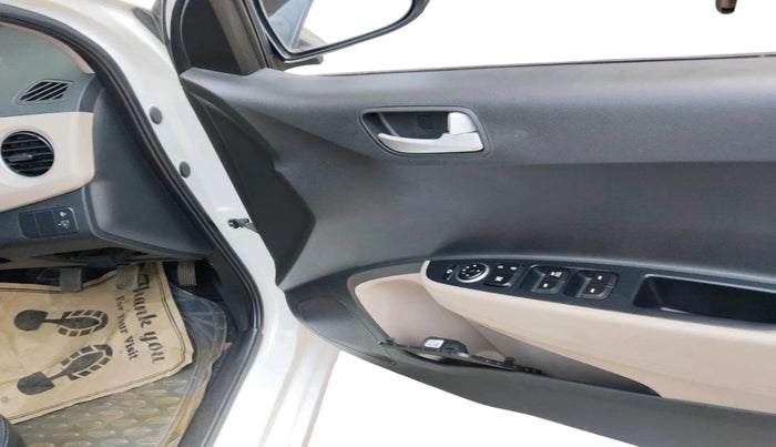 2018 Hyundai Grand i10 ASTA 1.2 KAPPA VTVT, Petrol, Manual, 52,371 km, interior