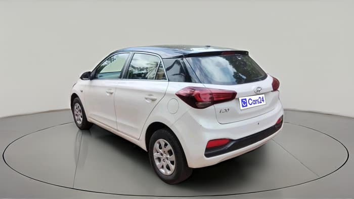 2017 Hyundai Elite i20 MAGNA EXECUTIVE 1.2, Petrol, Manual, 1,20,421 km, exterior
