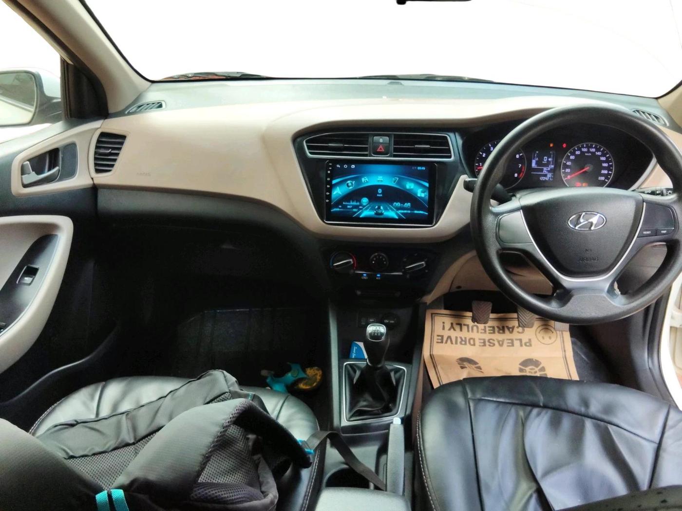 2017 Hyundai Elite i20 MAGNA EXECUTIVE 1.2, Petrol, Manual, 1,20,421 km, interior