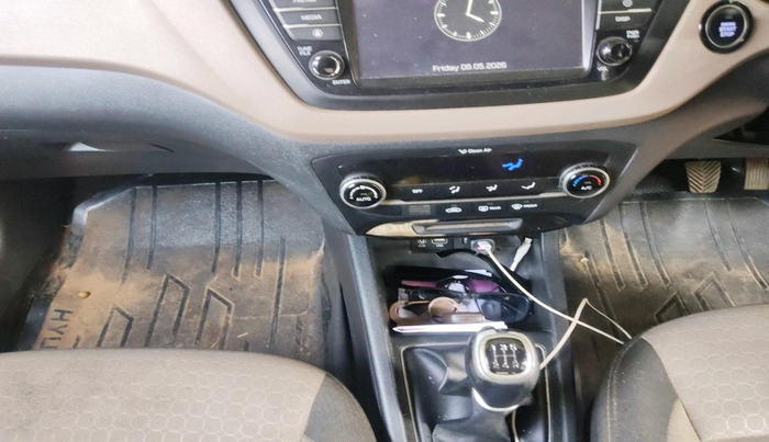 2016 Hyundai Elite i20 ASTA 1.2, Petrol, Manual, 91,387 km, interior