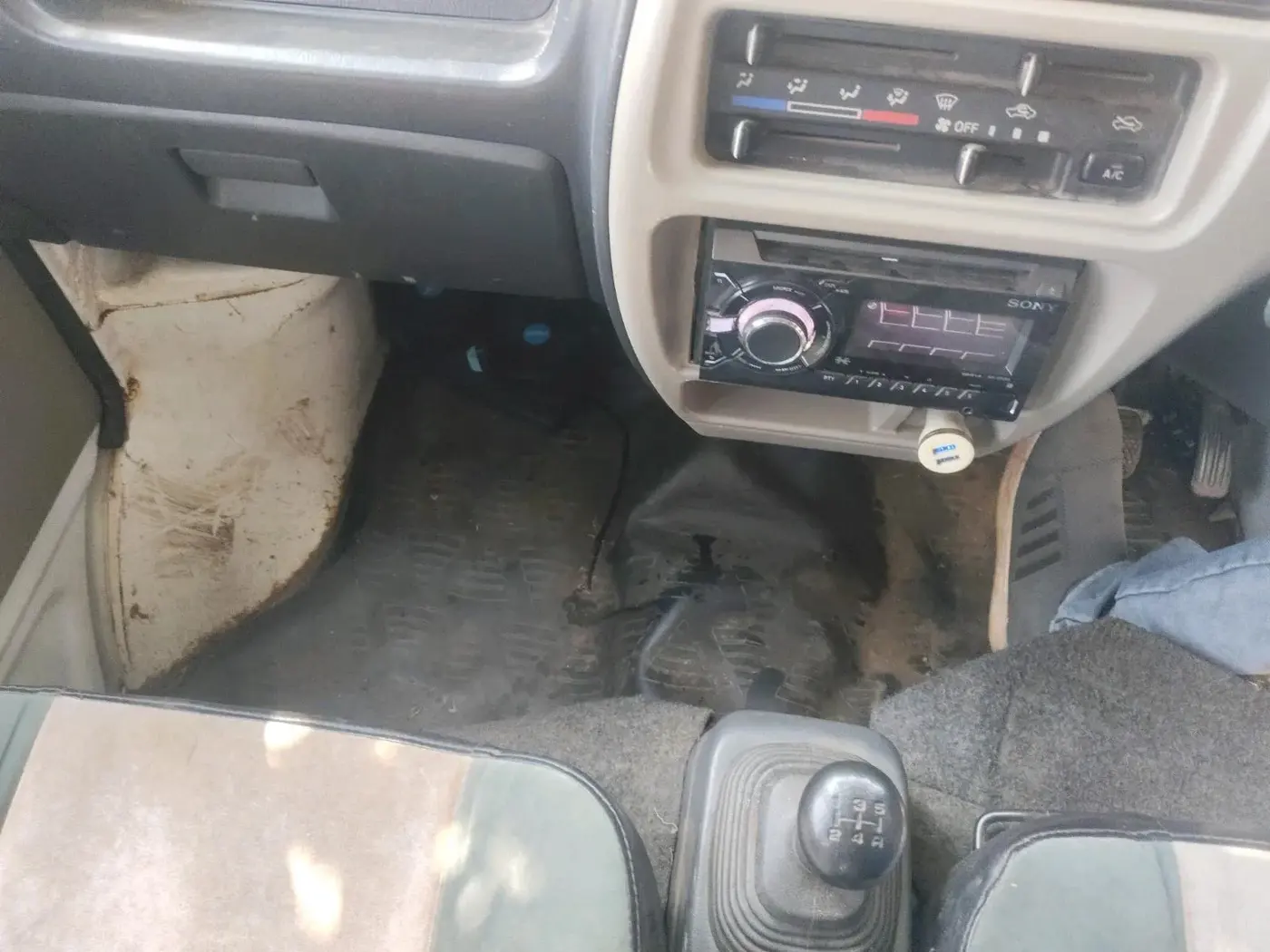 2014 Maruti Eeco 5 STR WITH A/C+HTR, Petrol, Manual, 78,463 km, interior