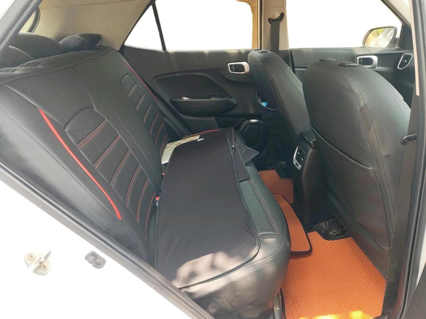 2020 Hyundai VENUE SX 1.5 CRDI, Diesel, Manual, 1,04,284 km, interior