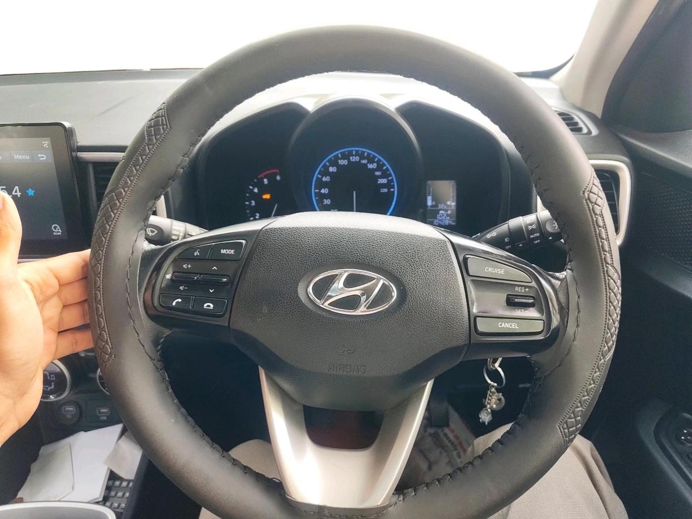 2020 Hyundai VENUE SX 1.5 CRDI, Diesel, Manual, 1,04,284 km, interior